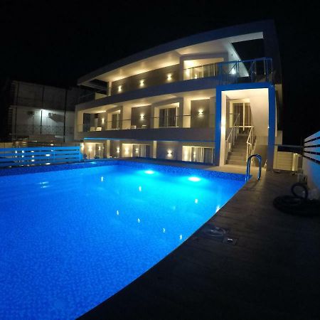 Zigzag Hotel Zatoka Luaran gambar